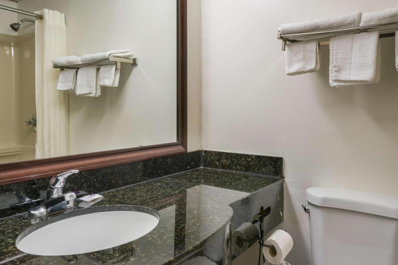Motel 6-Tinton Falls, Nj Экстерьер фото